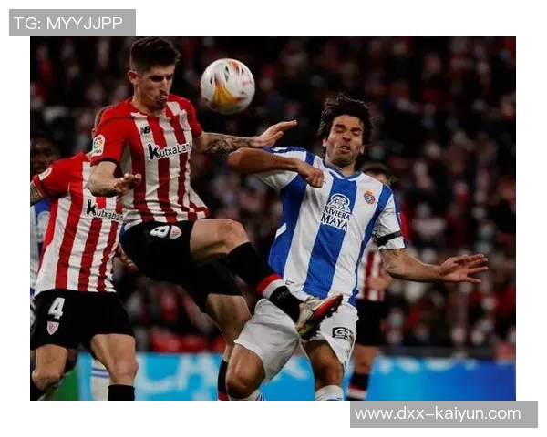 世界波的启示:西乙阿尔瓦塞特莫尔西略与超远距离进球背后的装备之谜 世界波的启示:西乙阿尔瓦塞特莫尔西略与超远距离进球背后的装备之谜