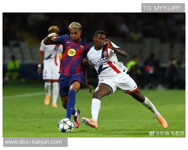 对阵巴黎赛前迟到?记者:亚马尔当天准时参加了热身训练 对阵巴黎赛前迟到?记者:亚马尔当天准时参加了热身训练